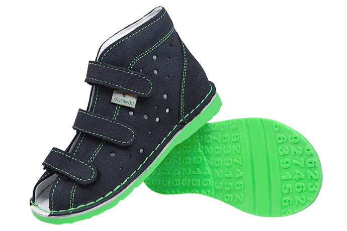 Kapcie profilaktyczne buty DANIELKI TX105 TX115 Granat Zielony